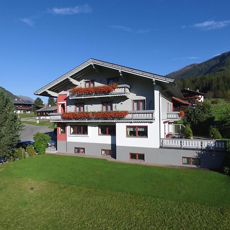 Hotel Garni Burger Sankt Jakob in Defereggen Bagian luar foto
