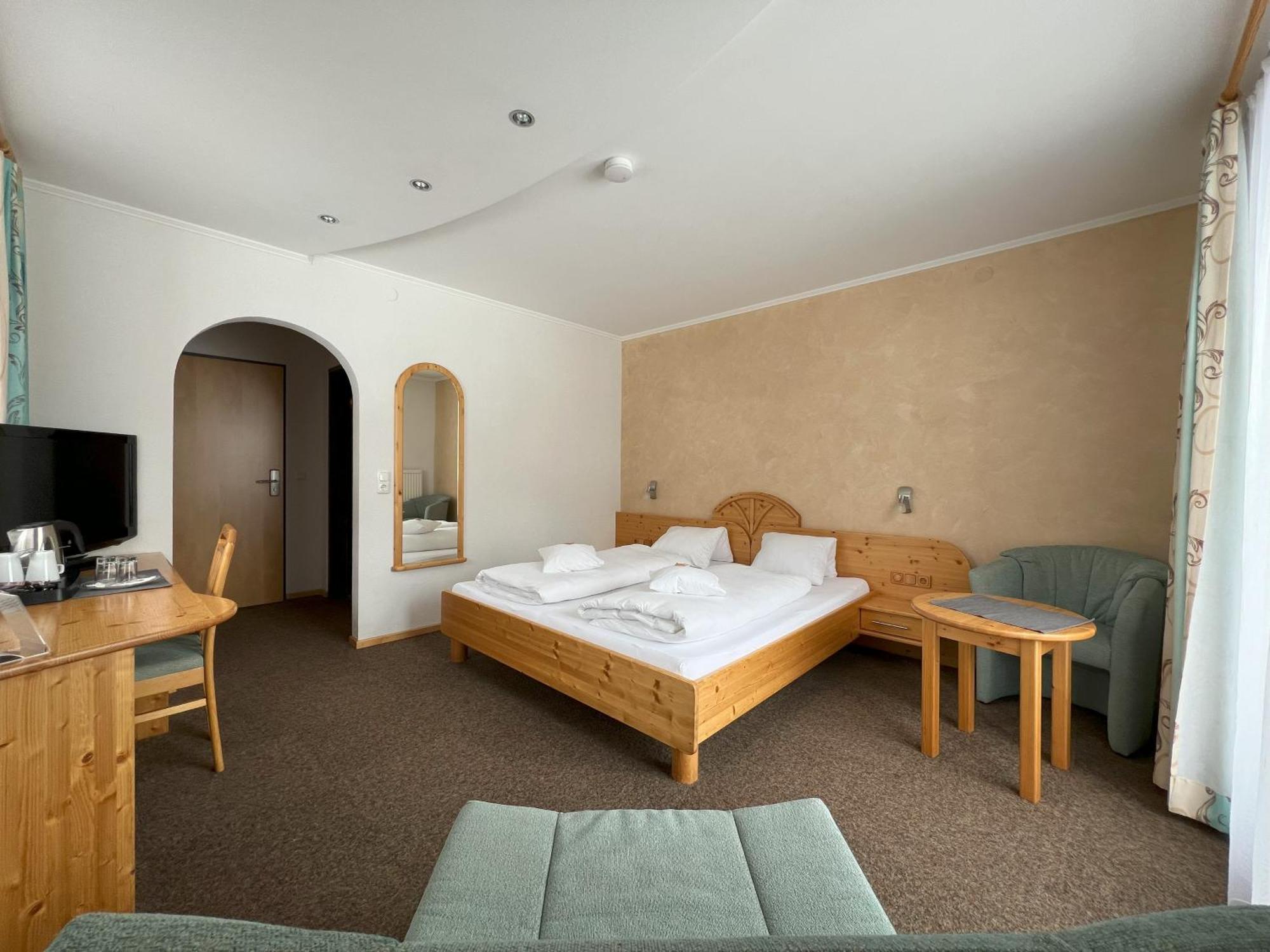Hotel Garni Burger Sankt Jakob in Defereggen Bagian luar foto